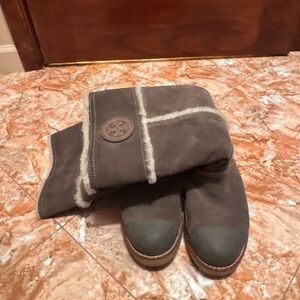 Tory Burch Brown and Cream Suede and Shearling Snow Boots.